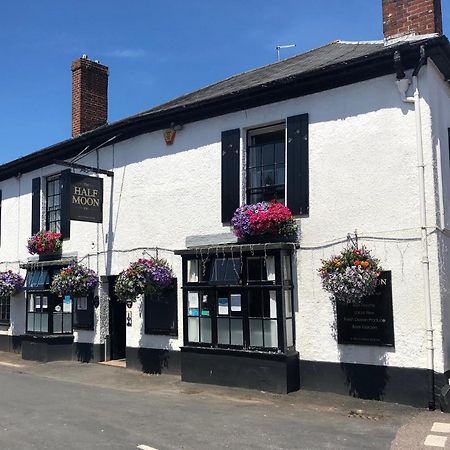 Half Moon Inn Exeter Exterior foto